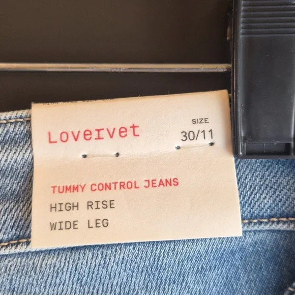 NWT High Rise, Wide Leg Women's Jeans - Picture 2 of 6